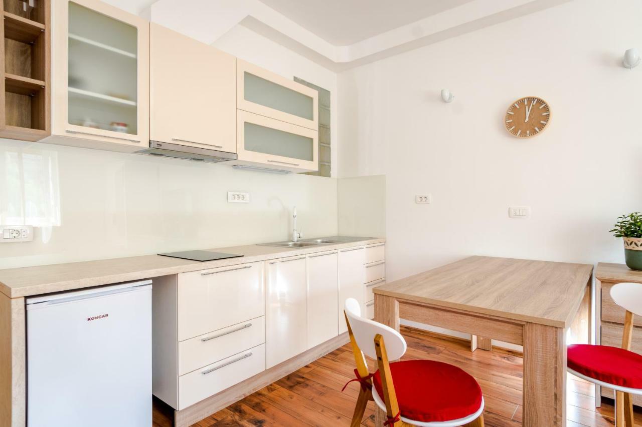 Apartments Yoe Сплит Экстерьер фото