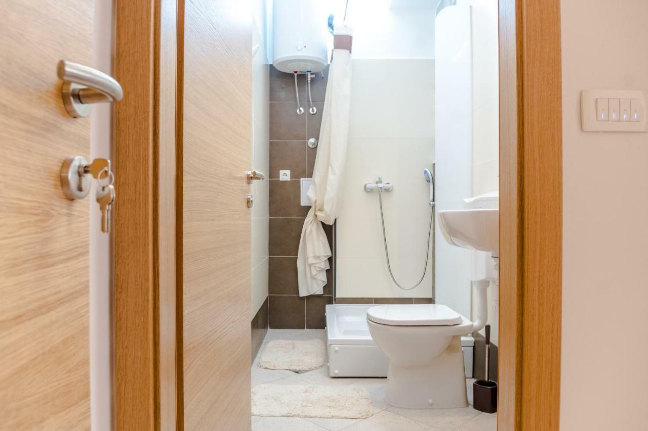 Apartments Yoe Сплит Экстерьер фото